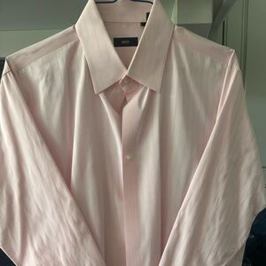 Hugo Boss dress shirt - regular fit